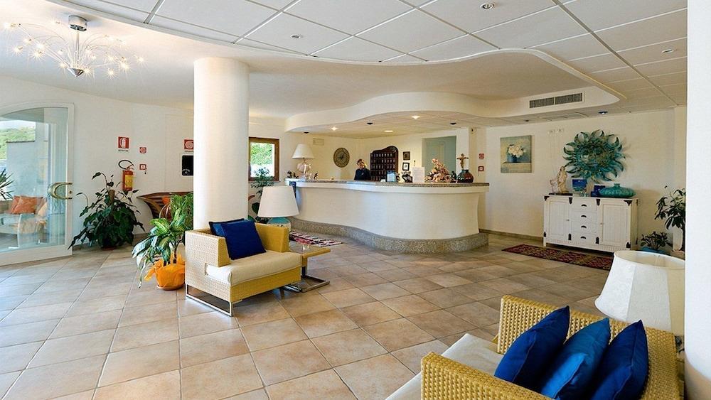 Gh Diana Hotel Santa Teresa Gallura Extérieur photo