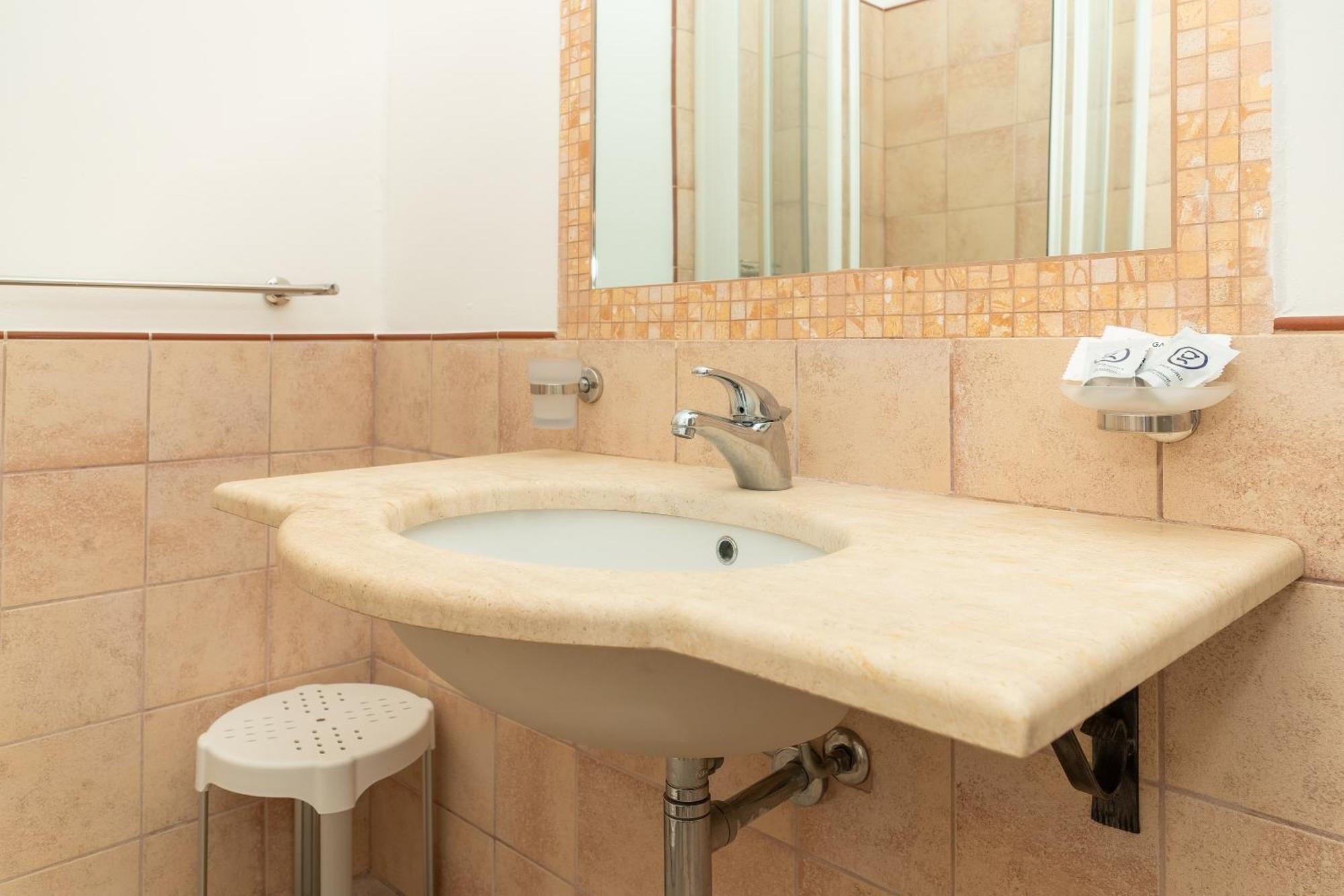 Gh Diana Hotel Santa Teresa Gallura Extérieur photo