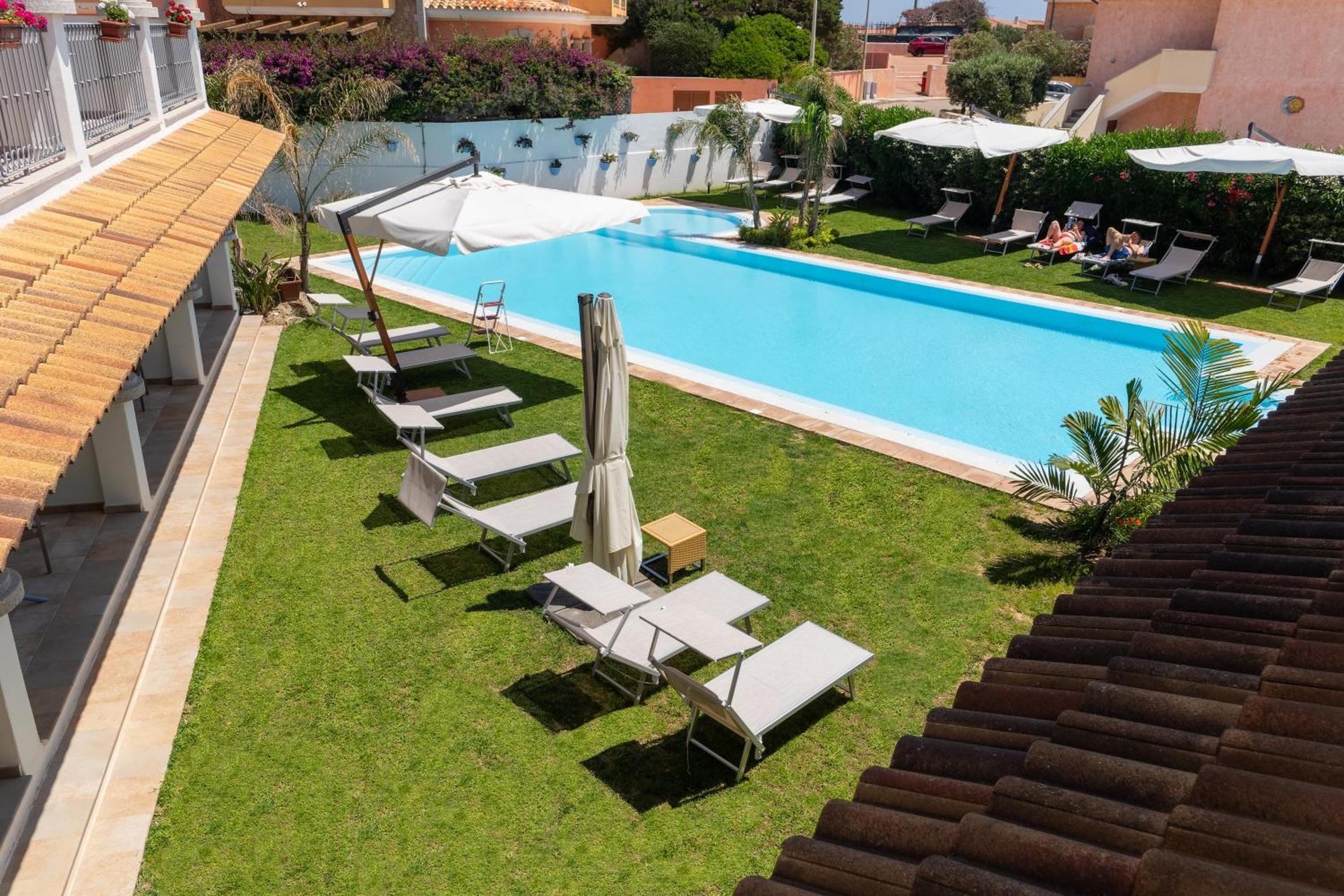 Gh Diana Hotel Santa Teresa Gallura Extérieur photo